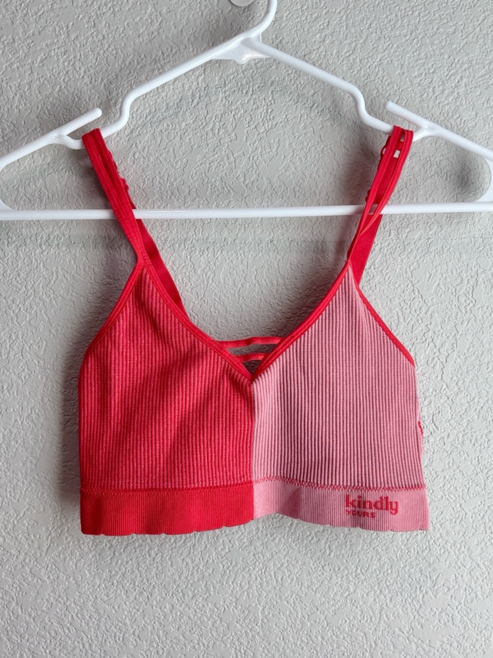 Kindly Yours Seamless Pullover Ribbed Bralette Bra Red Pink Medium